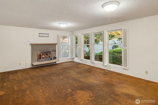 18855 SE 42nd Street, Issaquah, WA 98027
