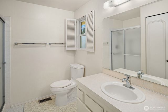 18855 SE 42nd Street, Issaquah, WA 98027