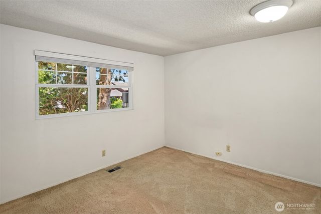 18855 SE 42nd Street, Issaquah, WA 98027