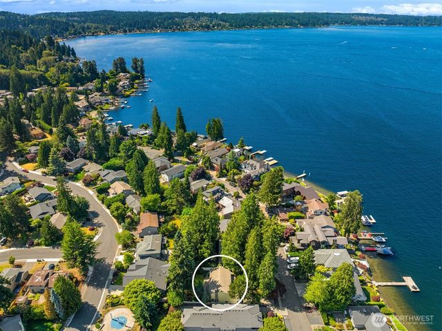18855 SE 42nd Street, Issaquah, WA 98027