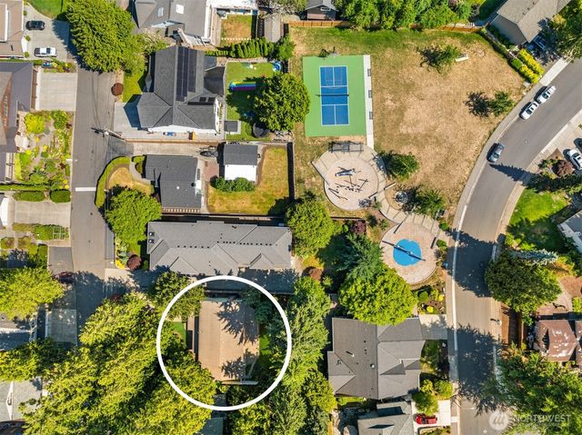 18855 SE 42nd Street, Issaquah, WA 98027