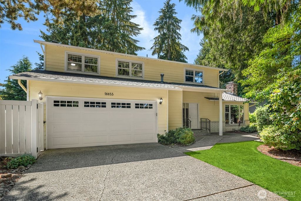 18855 SE 42nd Street, Issaquah, WA 98027