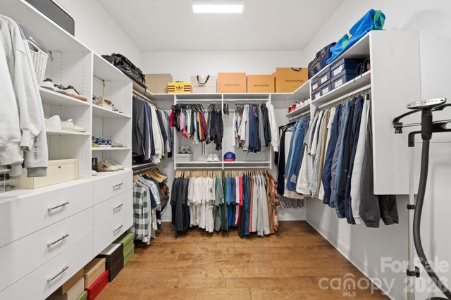 16515 Munson Hill Road, Charlotte, NC 28278