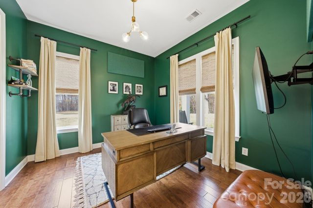 16515 Munson Hill Road, Charlotte, NC 28278