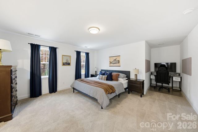 16515 Munson Hill Road, Charlotte, NC 28278