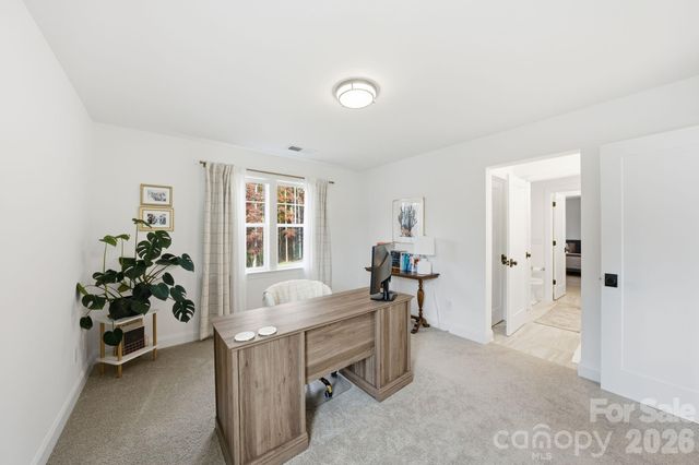 16515 Munson Hill Road, Charlotte, NC 28278