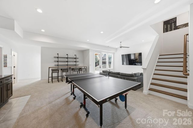 16515 Munson Hill Road, Charlotte, NC 28278