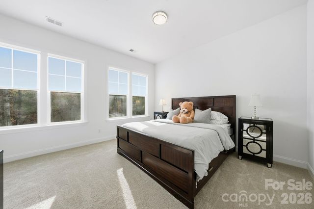 16515 Munson Hill Road, Charlotte, NC 28278