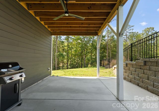 16515 Munson Hill Road, Charlotte, NC 28278