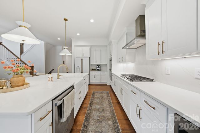 16515 Munson Hill Road, Charlotte, NC 28278