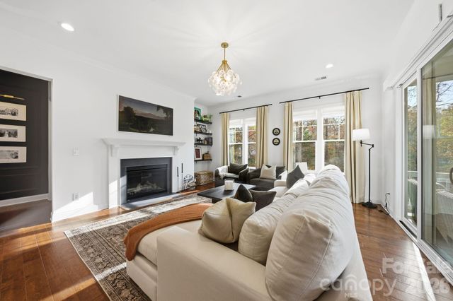 16515 Munson Hill Road, Charlotte, NC 28278