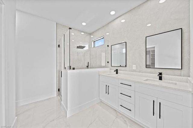 1713 NE 7th AVE, Cape Coral, FL 33909