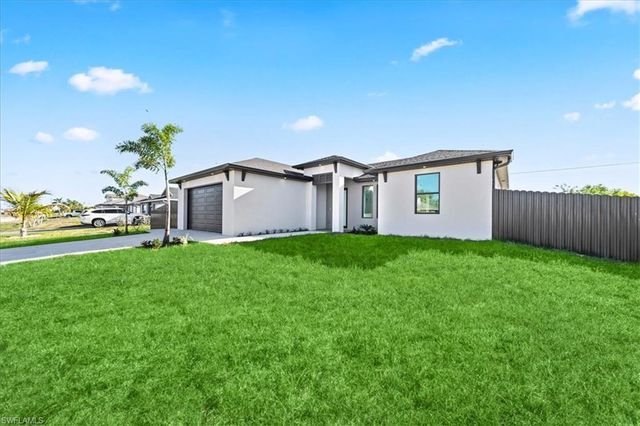 1713 NE 7th AVE, Cape Coral, FL 33909