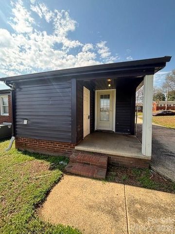 1410 Waddell Street, Charlotte, NC 28216
