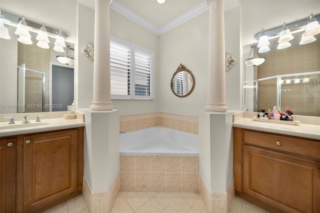 7548 SW 190th St, Cutler Bay, FL 33157