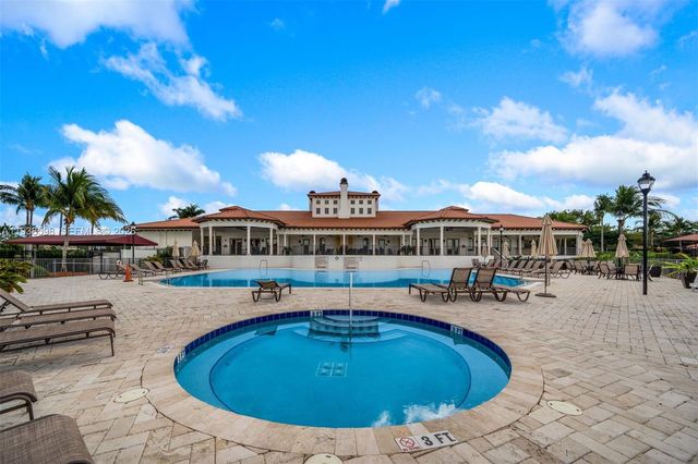 7548 SW 190th St, Cutler Bay, FL 33157