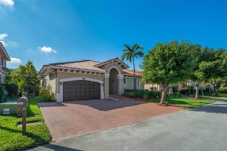 7548 SW 190th St, Cutler Bay, FL 33157