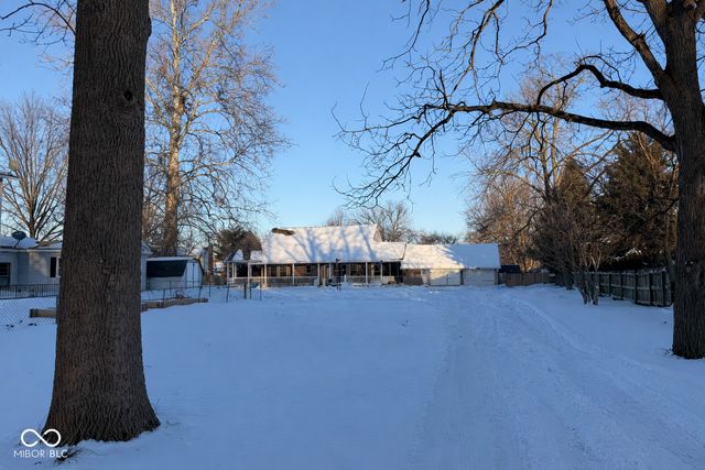 6335 Zionsville Road, Indianapolis, IN 46268