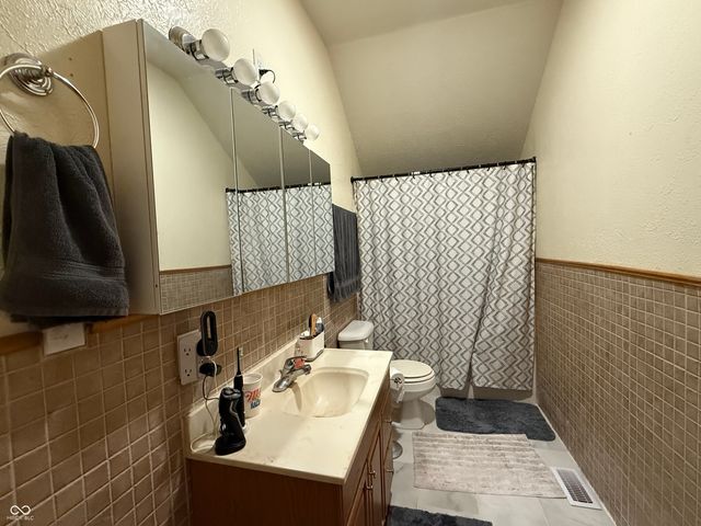 6335 Zionsville Road, Indianapolis, IN 46268