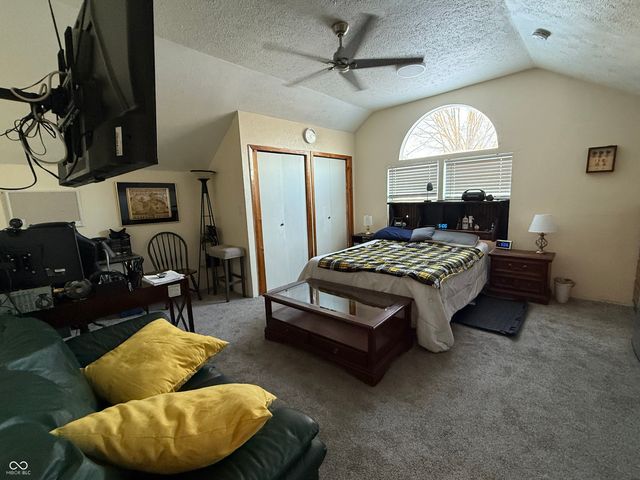 6335 Zionsville Road, Indianapolis, IN 46268