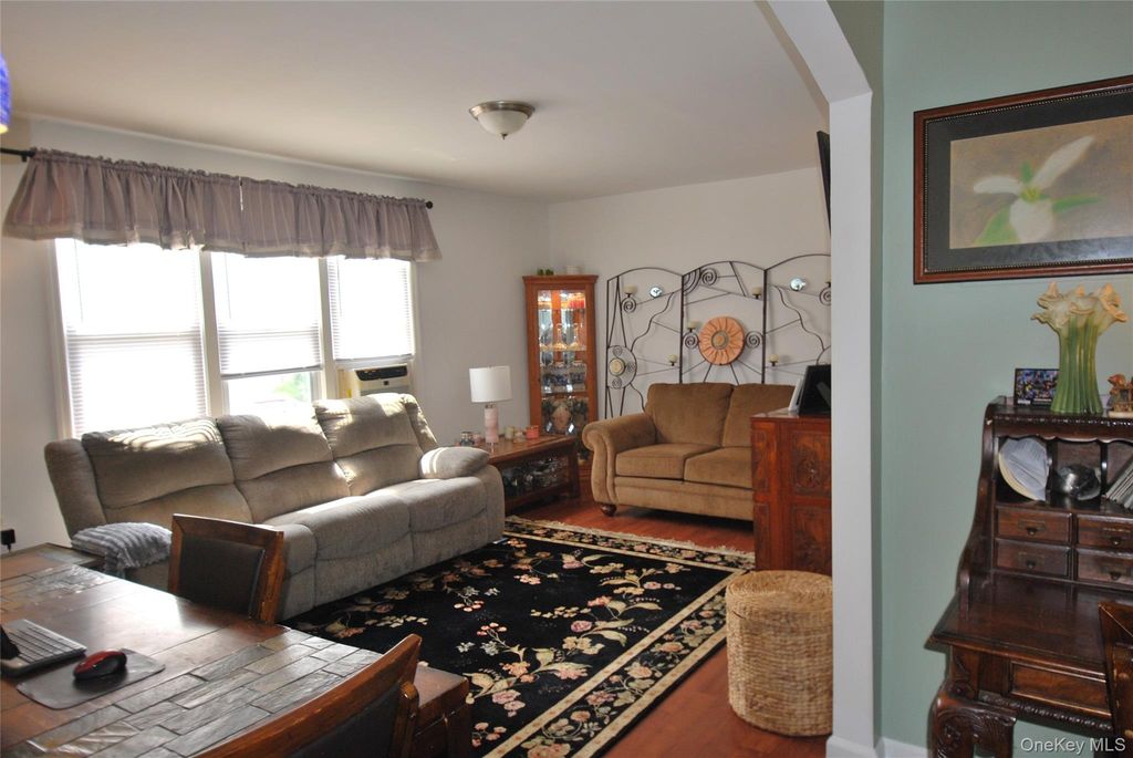 9 Stokes Road 1A, Yonkers, NY 10710 — photo 2