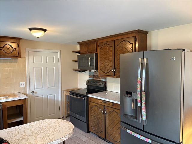 63 Ramblewood Drive, Warwick, RI 02889