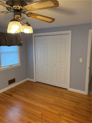 63 Ramblewood Drive, Warwick, RI 02889