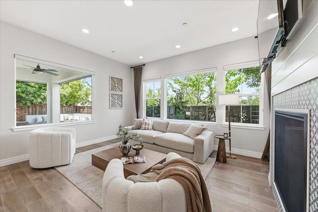 39502 S Darner Drive, Newark, CA 94560