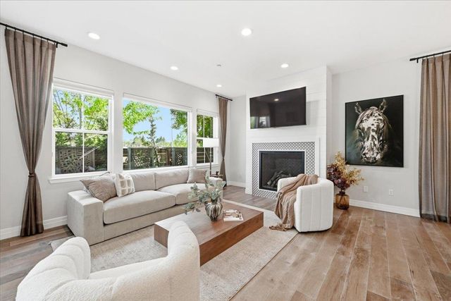 39502 S Darner Drive, Newark, CA 94560