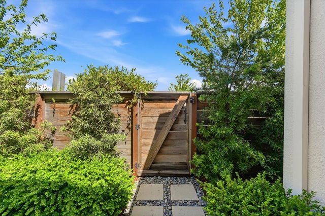 39502 S Darner Drive, Newark, CA 94560