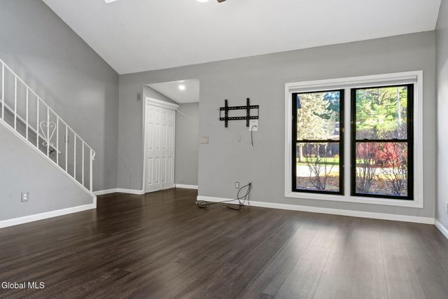 187 Thimbleberry Road, Malta, NY 12020