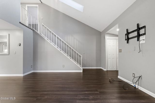 187 Thimbleberry Road, Malta, NY 12020