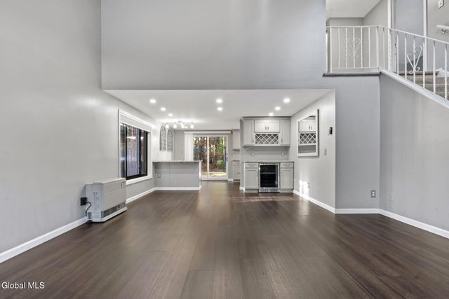 187 Thimbleberry Road, Malta, NY 12020