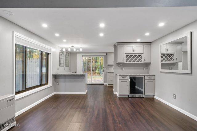 187 Thimbleberry Road, Malta, NY 12020