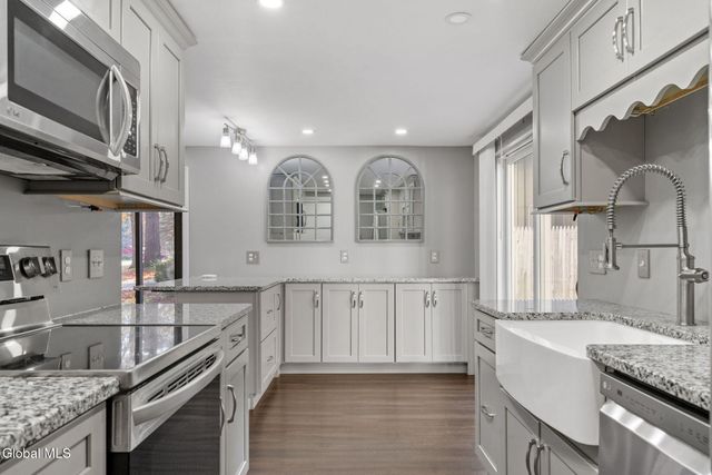 187 Thimbleberry Road, Malta, NY 12020