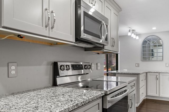 187 Thimbleberry Road, Malta, NY 12020