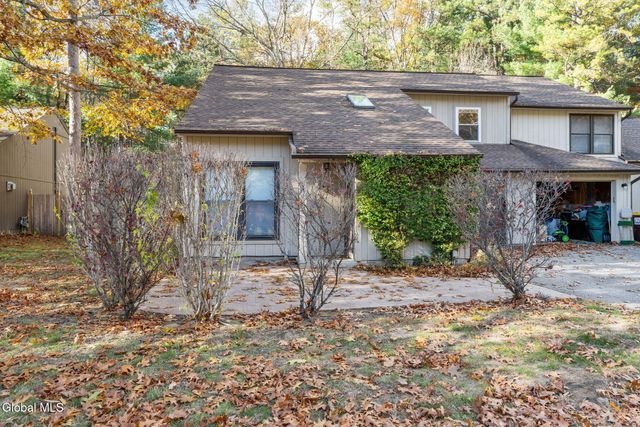 187 Thimbleberry Road, Malta, NY 12020