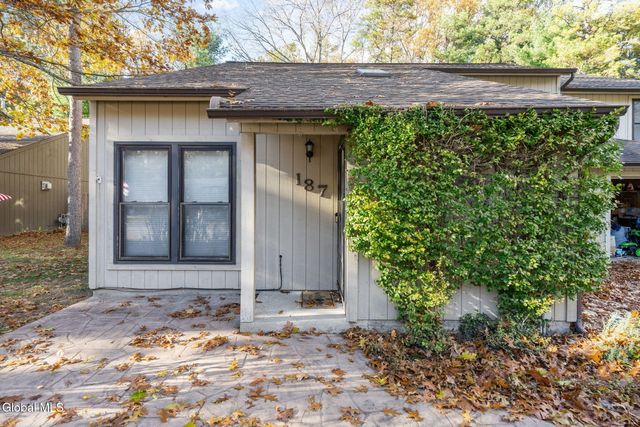 187 Thimbleberry Road, Malta, NY 12020