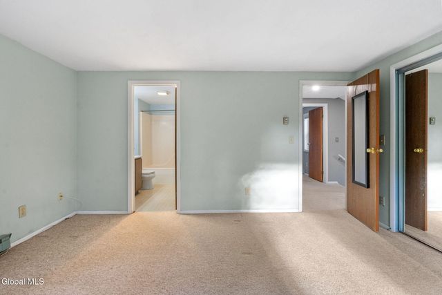 187 Thimbleberry Road, Malta, NY 12020