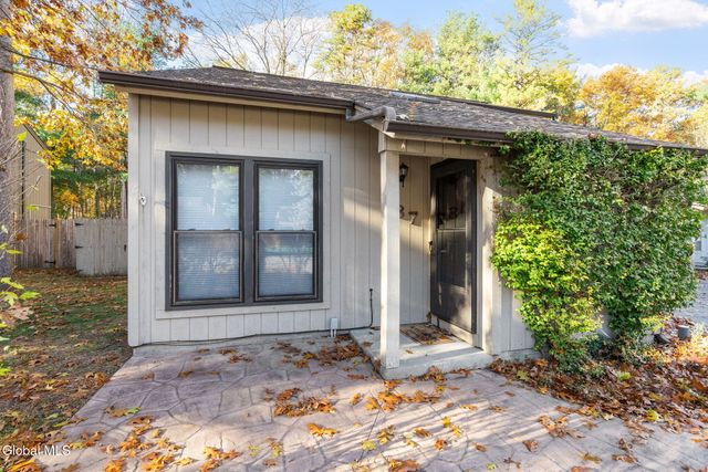 187 Thimbleberry Road, Malta, NY 12020