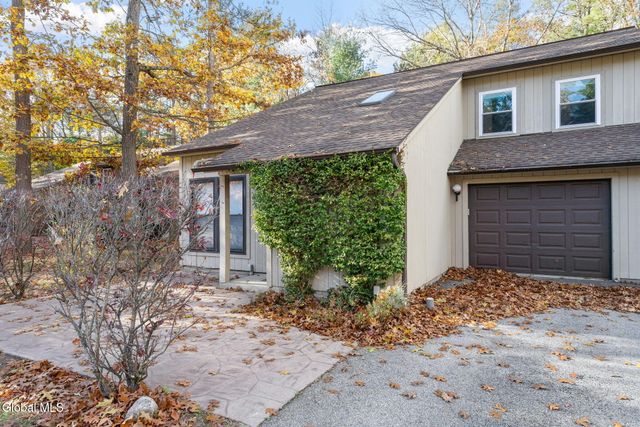 187 Thimbleberry Road, Malta, NY 12020