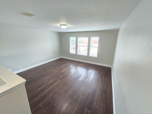 7738 Cedar Farm, San Antonio, TX 78239