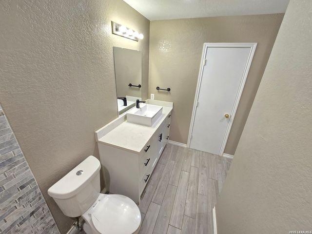 7738 Cedar Farm, San Antonio, TX 78239