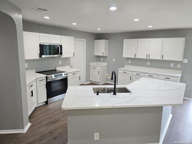 7738 Cedar Farm, San Antonio, TX 78239