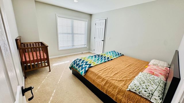 294 Hayden Rowe St 294, Hopkinton, MA 01748