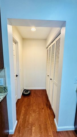 294 Hayden Rowe St 294, Hopkinton, MA 01748
