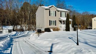 294 Hayden Rowe St 294, Hopkinton, MA 01748