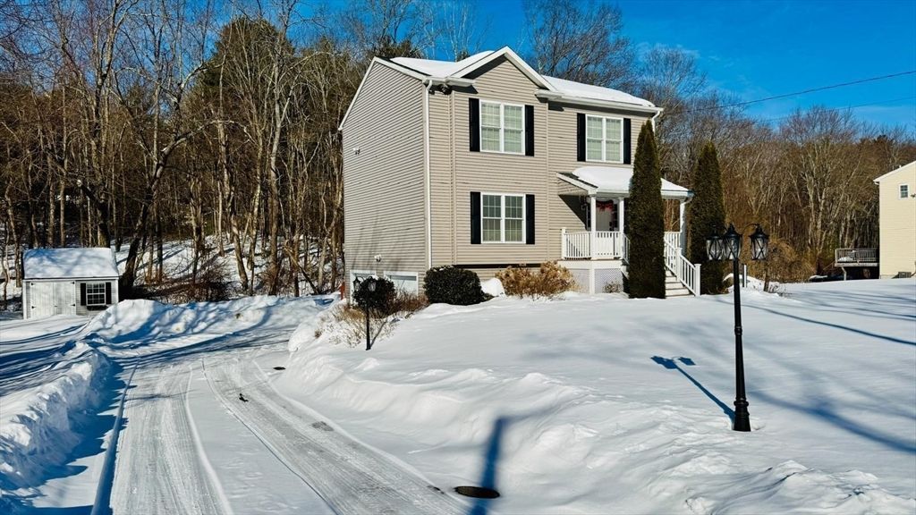 294 Hayden Rowe St 294, Hopkinton, MA 01748