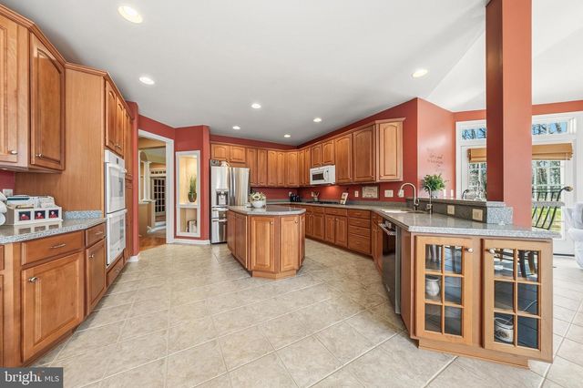 40409 AUTUMN OAK LN, Aldie, VA 20105