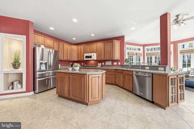 40409 AUTUMN OAK LN, Aldie, VA 20105